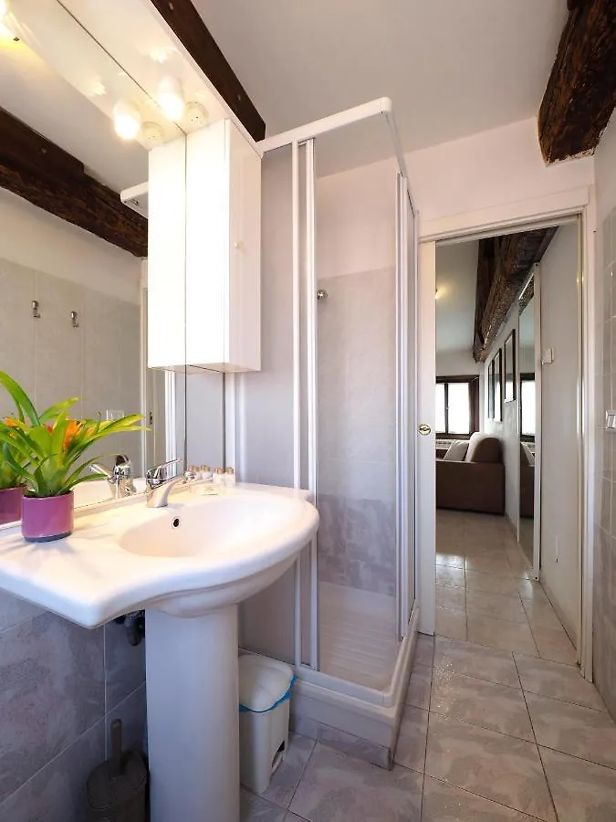 Palazzo Preziosa - Rialto Apartment Venice Italy