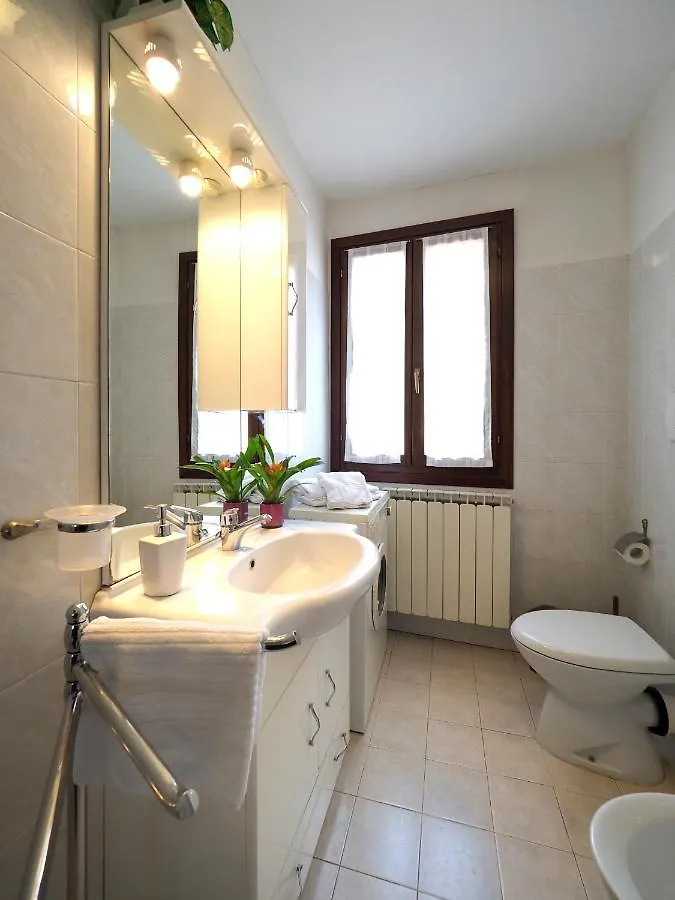 Palazzo Preziosa - Rialto Apartment Venice 0*,  Italy