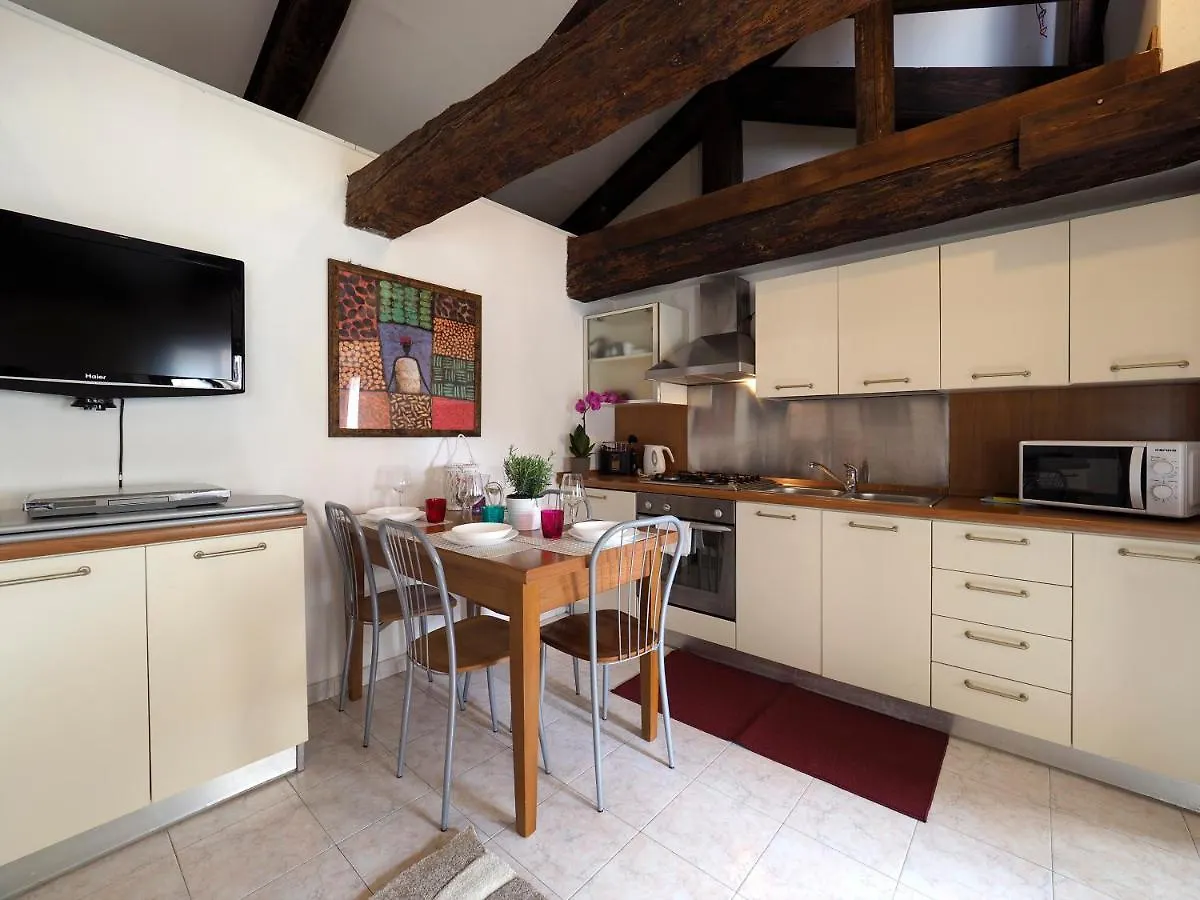 Palazzo Preziosa - Rialto Apartment Venice