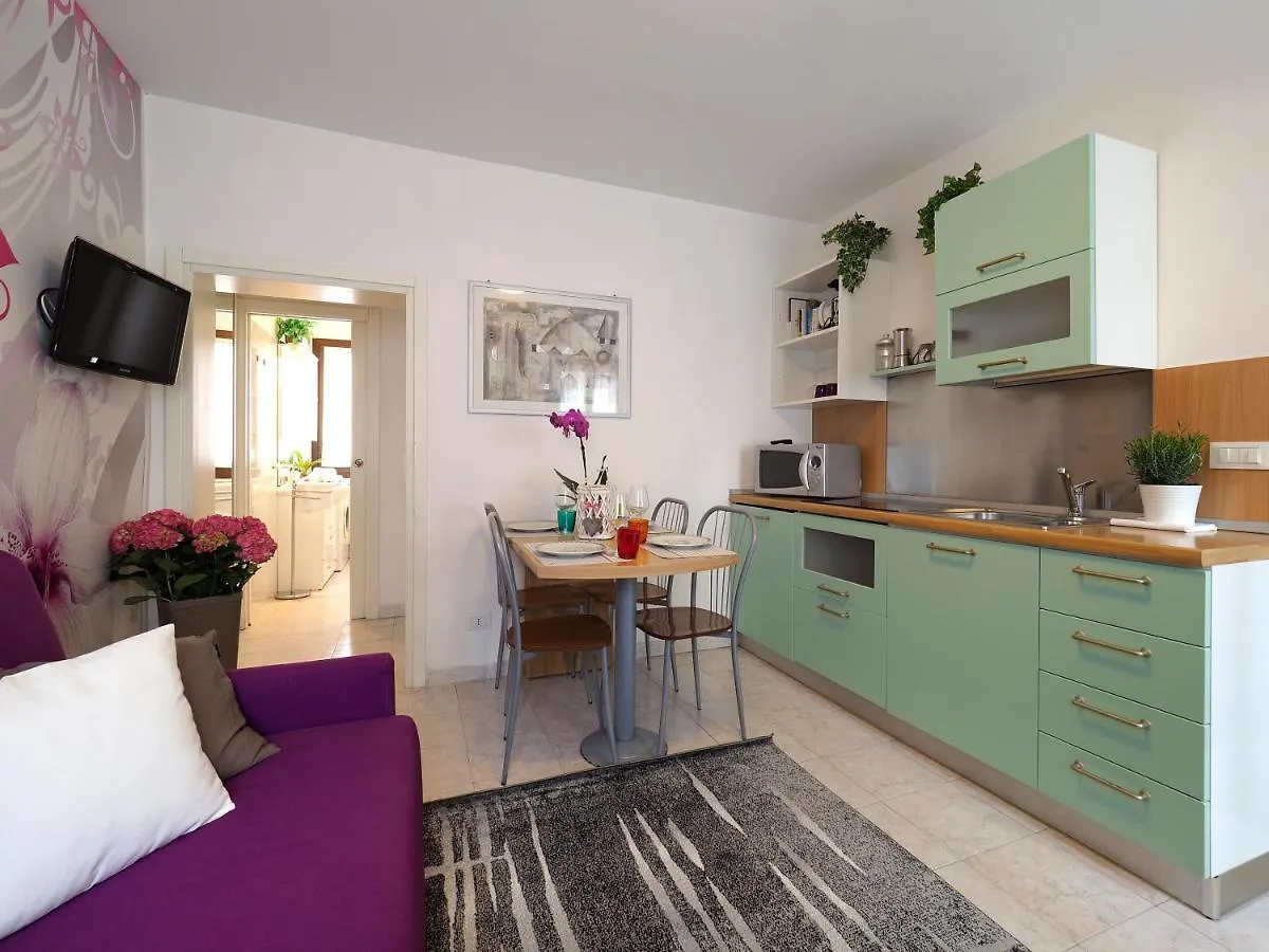 Palazzo Preziosa - Rialto Apartment Venice 0*,  Italy