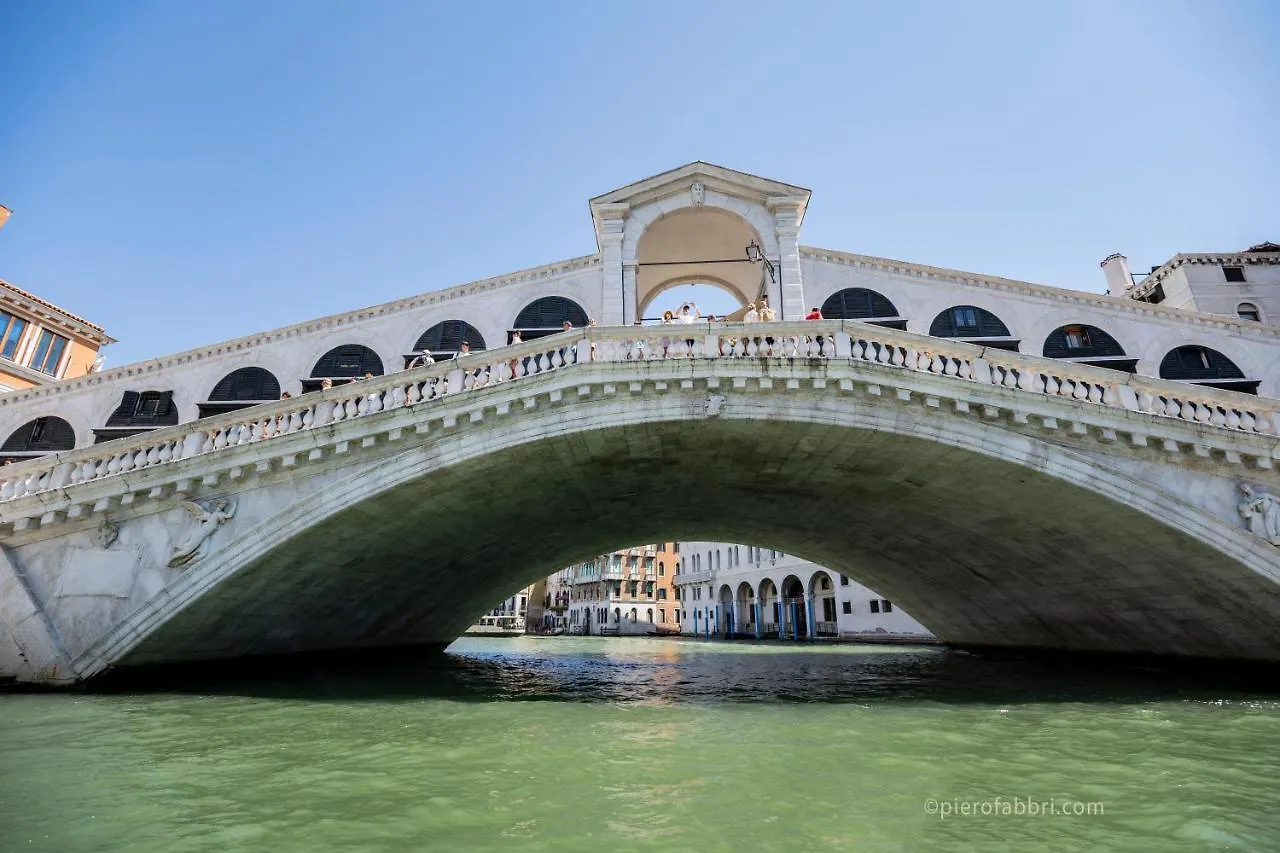 Palazzo Preziosa - Rialto Apartment Venice