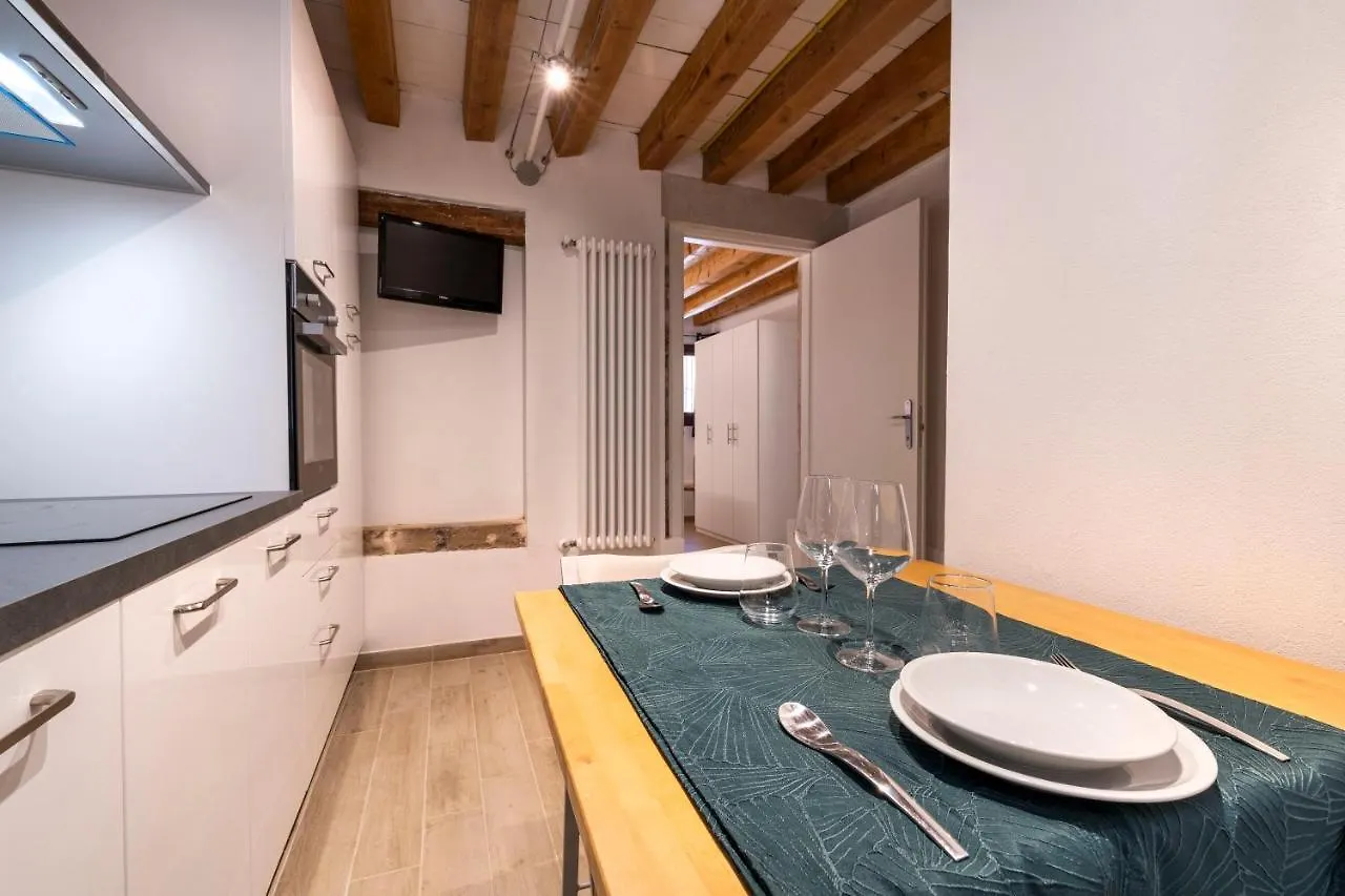 Palazzo Preziosa - Rialto Apartment Venice Italy